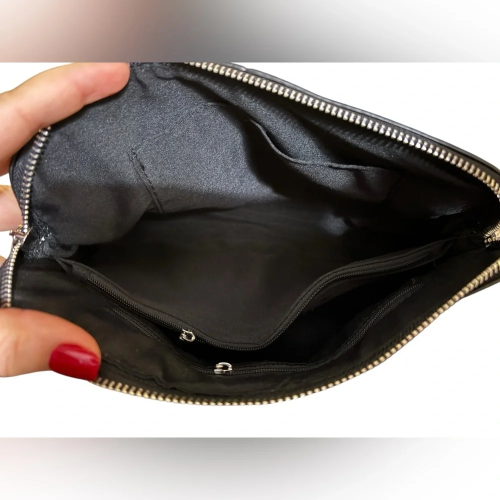 ALESSIA Elegant Black Shoulder Bag